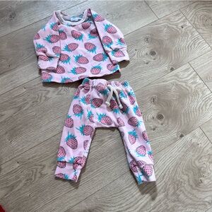 Little one shop strawberry print jogger set size 3-6 months